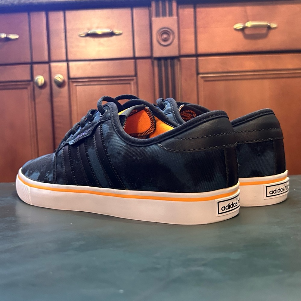 ADIDAS Men's Seeley core black/midnight/orange D68873 Sz 10 NEW/PERFECT w/ Box - Picture 12 of 16
